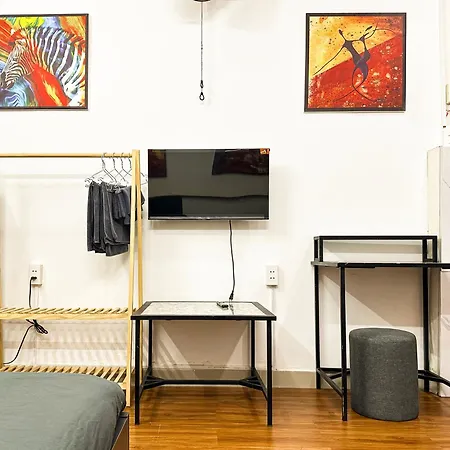 La Vie - Saigon Homestay